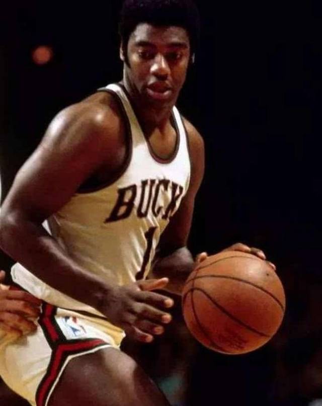 随着对抗升 随着对抗升