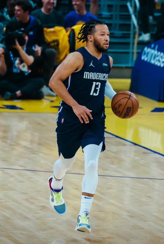 格格不入 格格不入